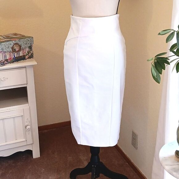 NWOT 7th Avenue Design Studio White Skirt . Career. Cocktail. - Picture 2 of 14